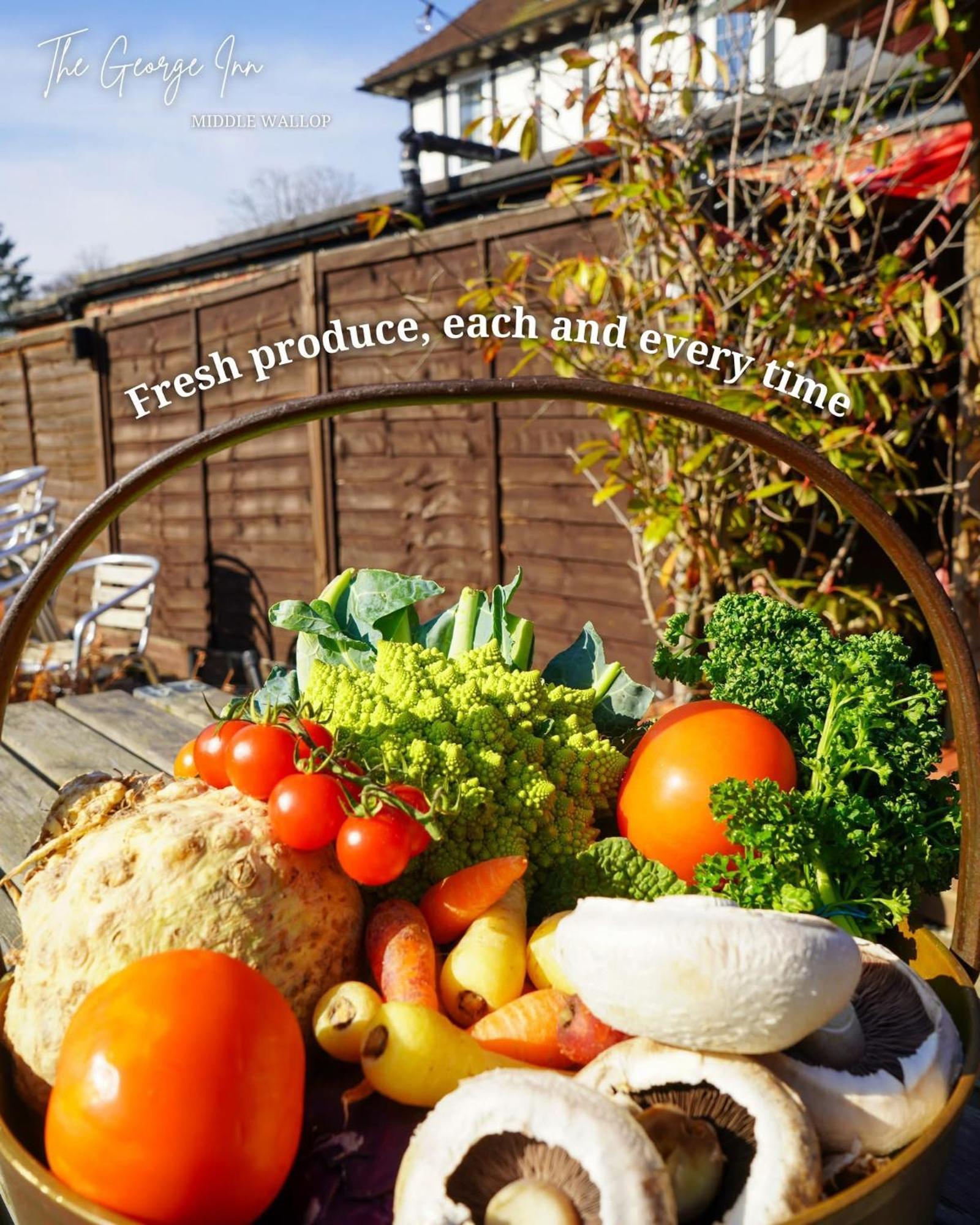 Bed & Breakfast The George Middle Wallop 4*